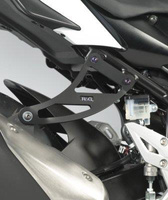 Mocowanie Wydechu + Zaślepka Podnóżków RG Racing Suzuki Gsr750 11 Black