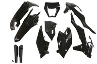 UFO KOMPLET PLASTIKÓW (FULL KIT) Z OSŁONAMI TELESKOPÓW (AMORTYZATORÓW) KTM EXC/EXC-F TPI '17-'19 Z OSŁONĄ LAMPY KOLOR CZARNY (KT523E001)