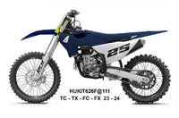 UFO 2025/04 KOMPLET PLASTIKÓW (FULL KIT) Z OSŁONAMI TELESKOPÓW (AMORTYZATORÓW) HUSQVARNA TC 125 / 250 '23-'24, FC 250 / 350 / 450 '23-'24, FX 350 / 450 '23-'24, TX 300 '24, KOLOR GRANATOWY / BIAŁY