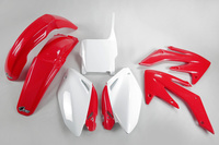 UFO Komplet plastików HONDA CRF 250R '04-'05 kolor OEM (CZERWONY/BIAŁY) (HO104E999)