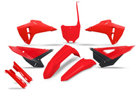 UFO KOMPLET PLASTIKÓW (FULL KIT) Z OSŁONAMI TELESKOPÓW (AMORTYZATORÓW) HONDA CRF 250R / 450R '25 KOLOR OEM (CZERWONY / CZARNY)